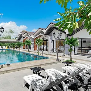 Sandy Clay 3*, Sihanoukville Cambodia